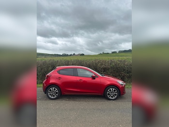 Used Mazda Mazda2 2016 for sale - 76041721: Photo