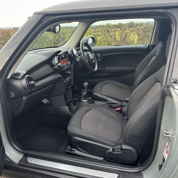 Used MINI Hatch 2017 for sale - 76201293: Photo 18