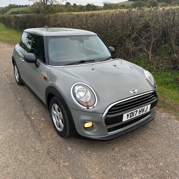 Used MINI Hatch 2017 for sale - 76201293: Photo 1