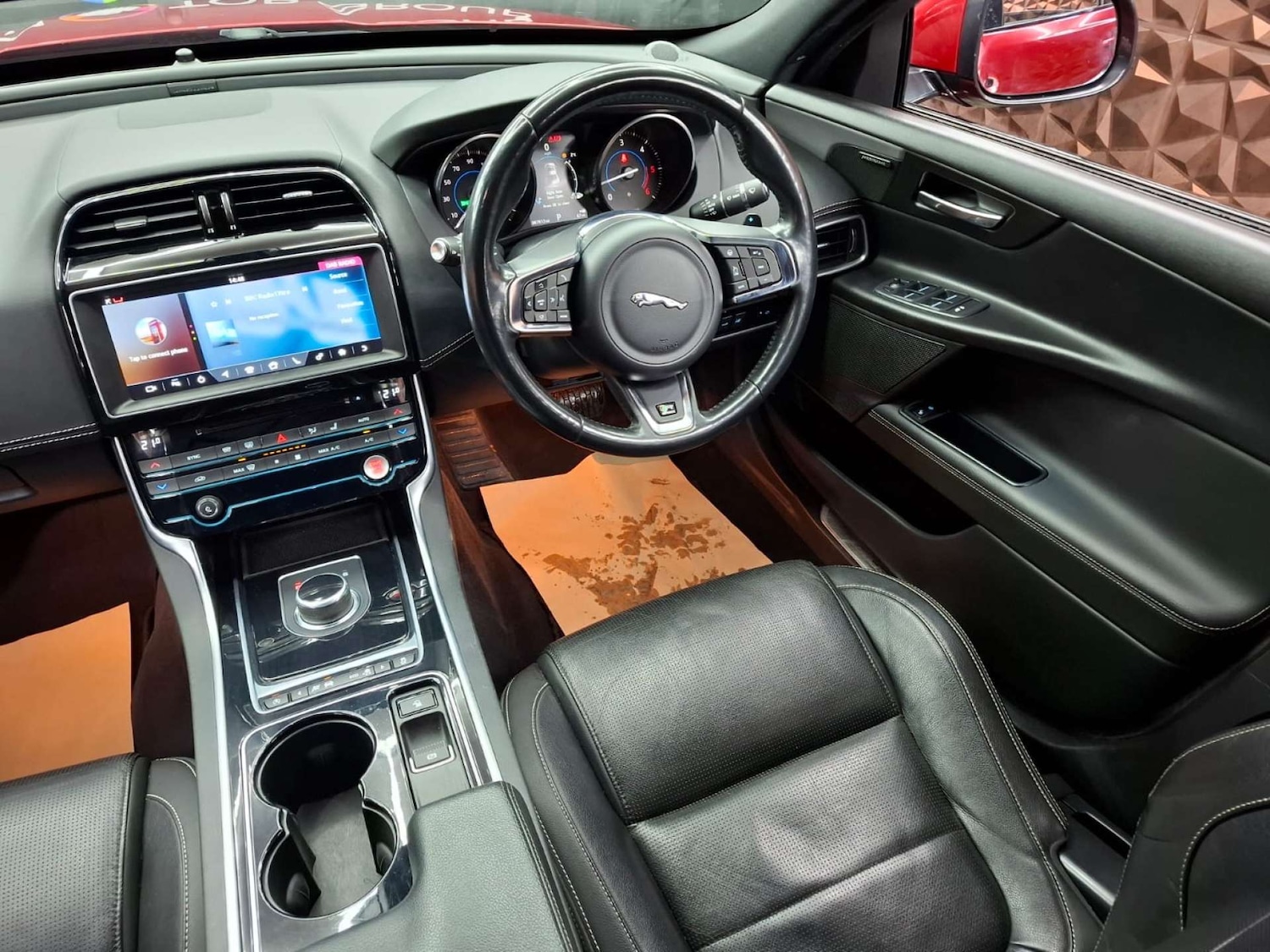 Used Jaguar XE 2017 for sale - 77151202: Photo 13