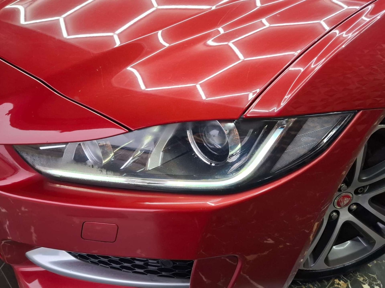 Used Jaguar XE 2017 for sale - 77151202: Photo 5