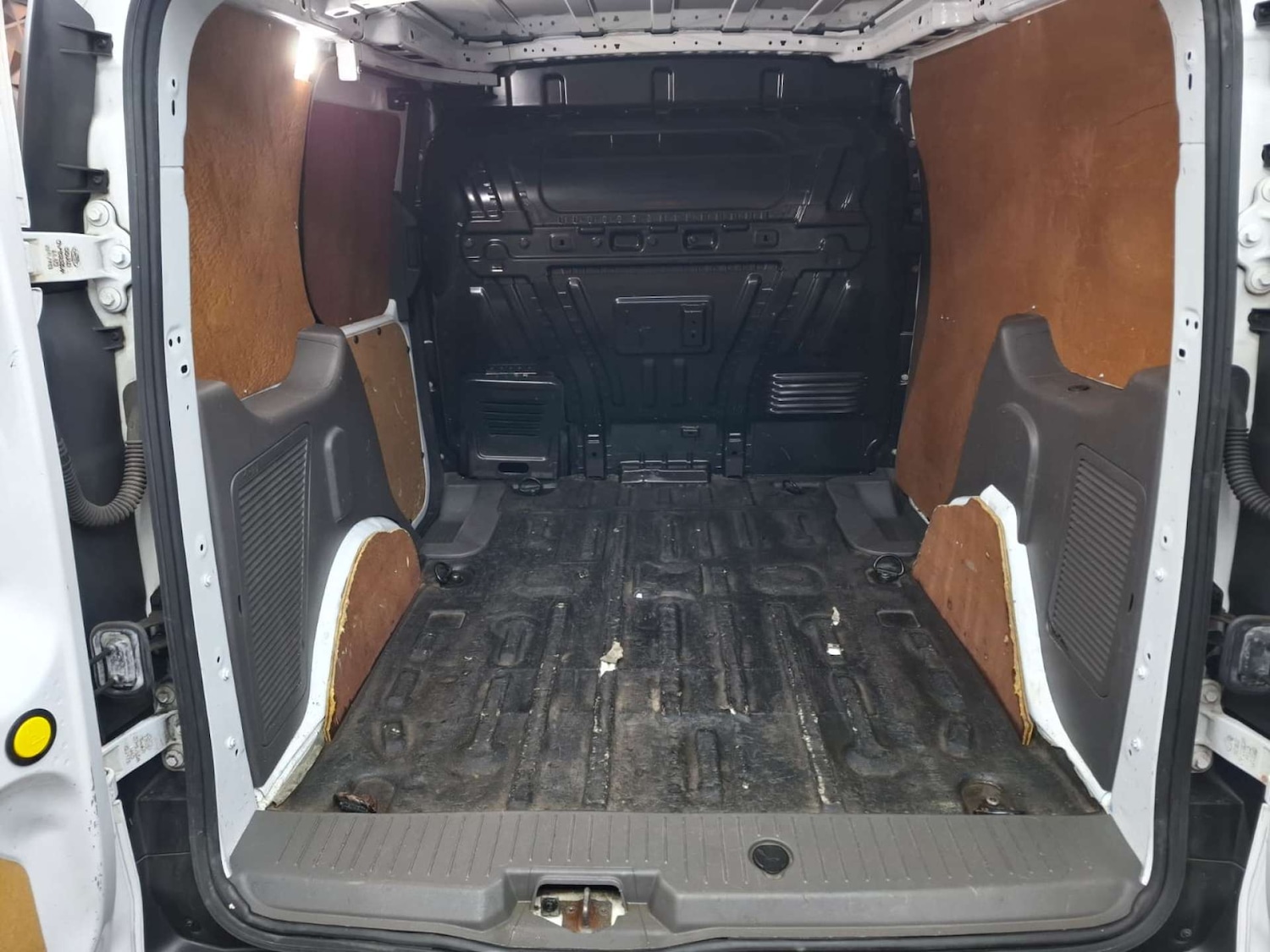 Used Ford Transit Connect 2020 for sale - 76921329: Photo 24