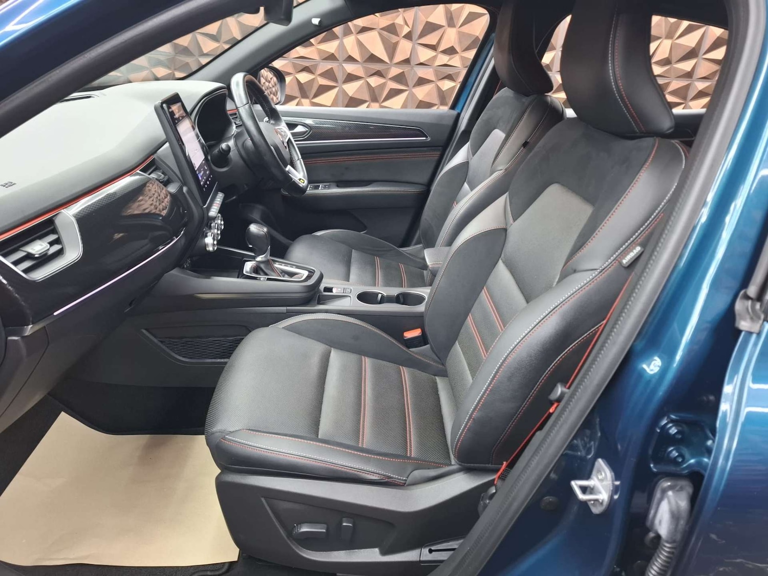 Used Renault Arkana 2022 for sale - 77187777: Photo 14