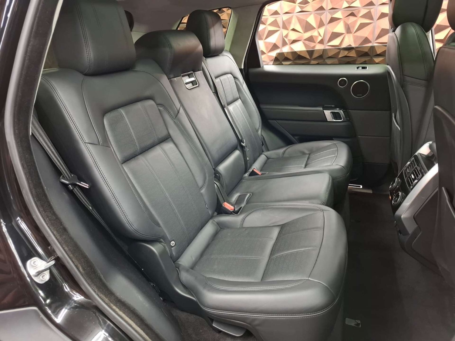 Used Land Rover Range Rover Sport 2018 for sale - 78211884: Photo 10