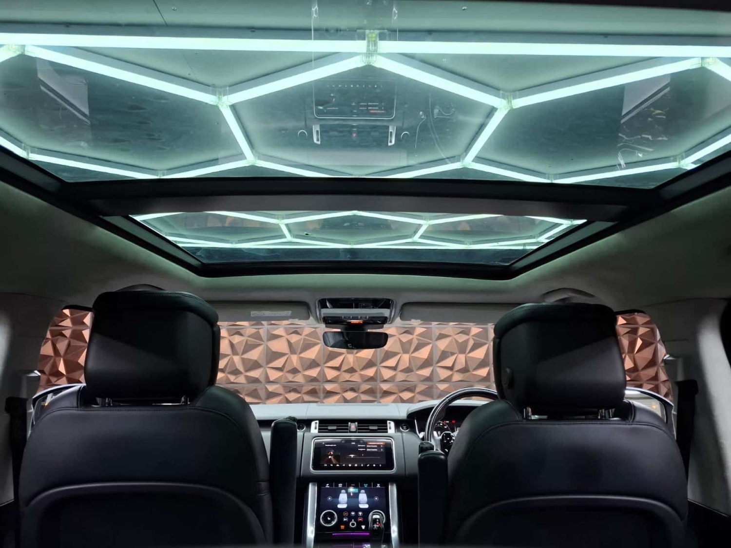 Used Land Rover Range Rover Sport 2018 for sale - 78211884: Photo 15