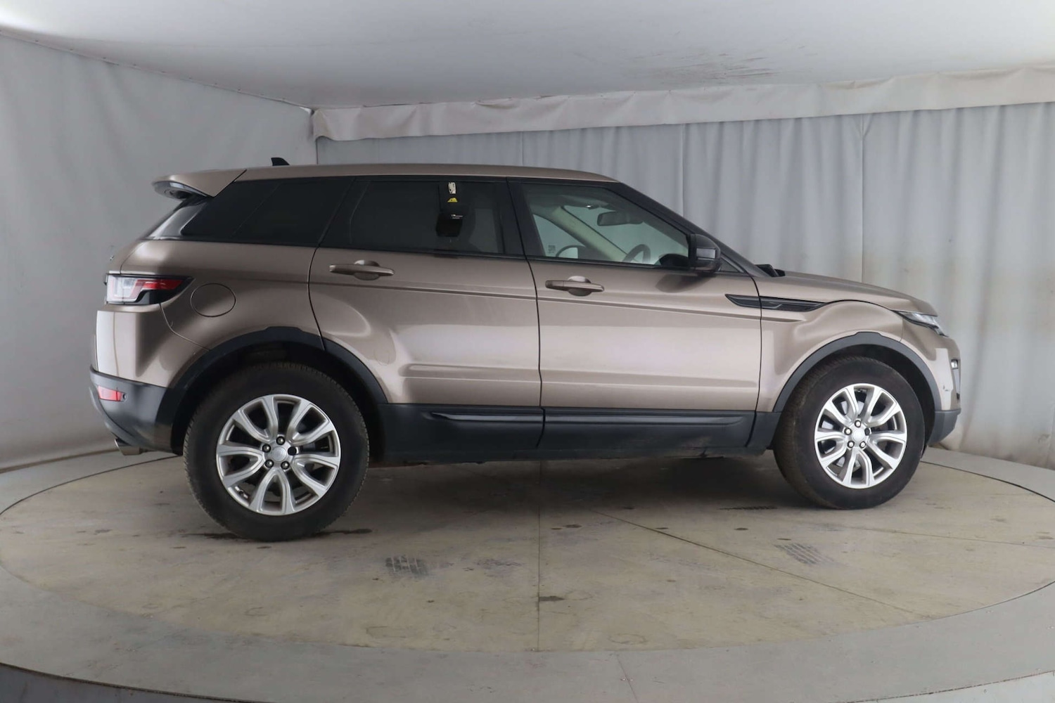Used Land Rover Range Rover Evoque 2016 for sale - 77033685: Photo 4