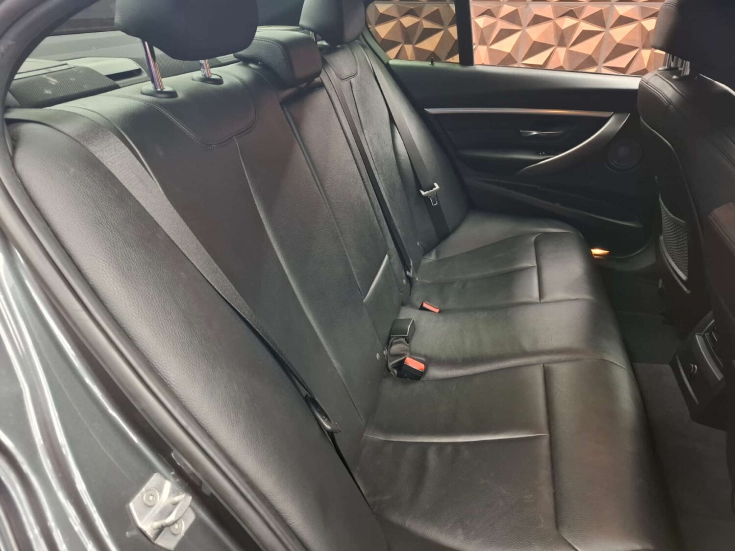 Used BMW 3 Series 2018 for sale - 76921442: Photo 11