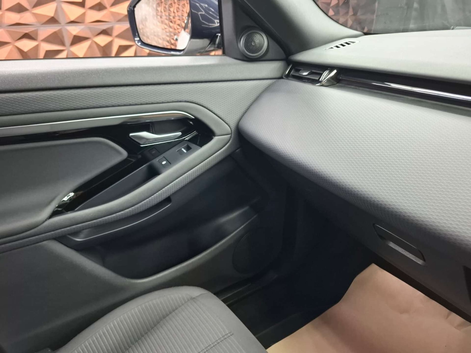 Used Land Rover Range Rover Evoque 2019 for sale - 77276715: Photo 12