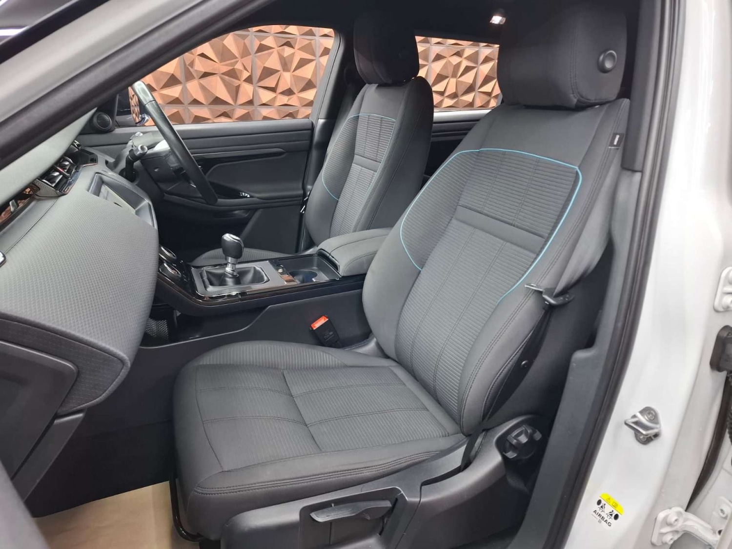 Used Land Rover Range Rover Evoque 2019 for sale - 77276715: Photo 15