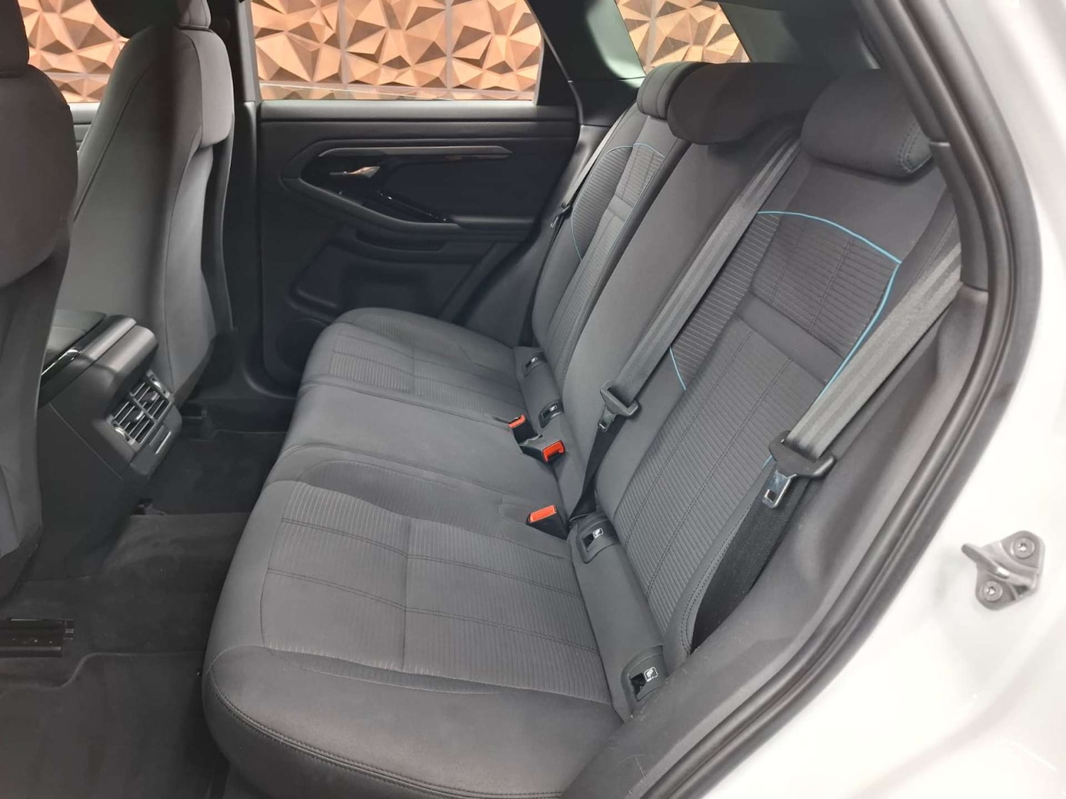 Used Land Rover Range Rover Evoque 2019 for sale - 77276715: Photo 16