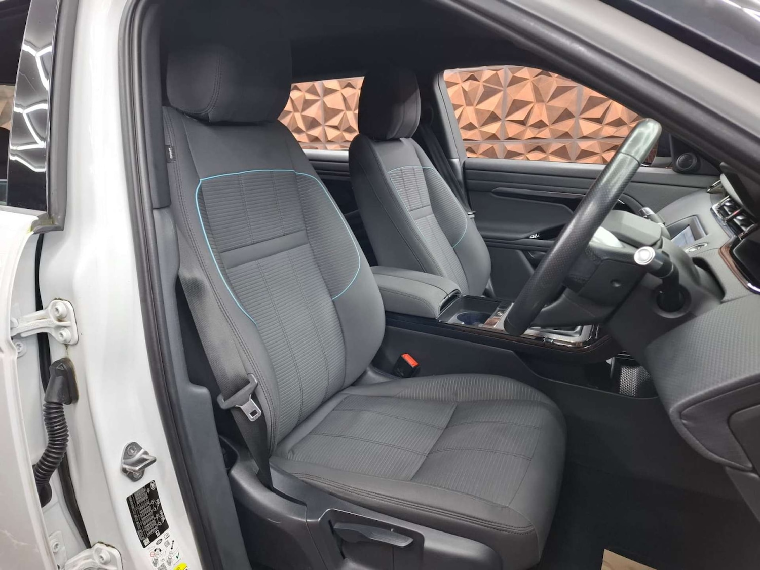 Used Land Rover Range Rover Evoque 2019 for sale - 77276715: Photo 7