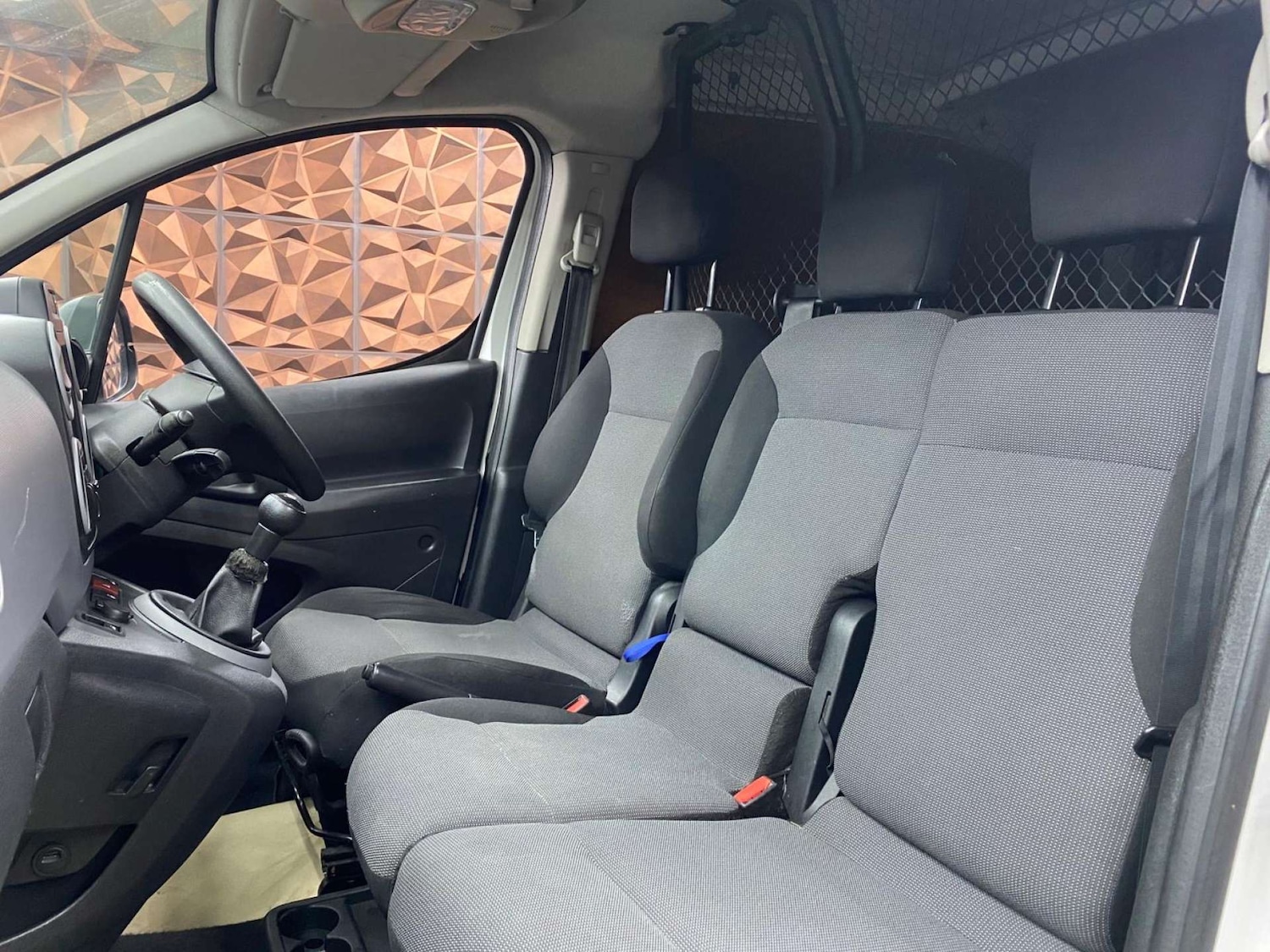 Used Peugeot Partner 2018 for sale - 78122069: Photo 11