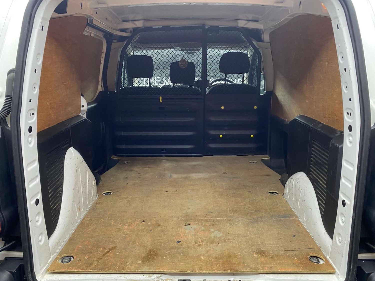 Used Peugeot Partner 2018 for sale - 78122069: Photo 15