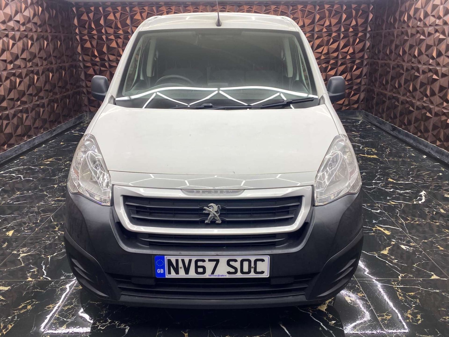 Used Peugeot Partner 2018 for sale - 78122069: Photo 2