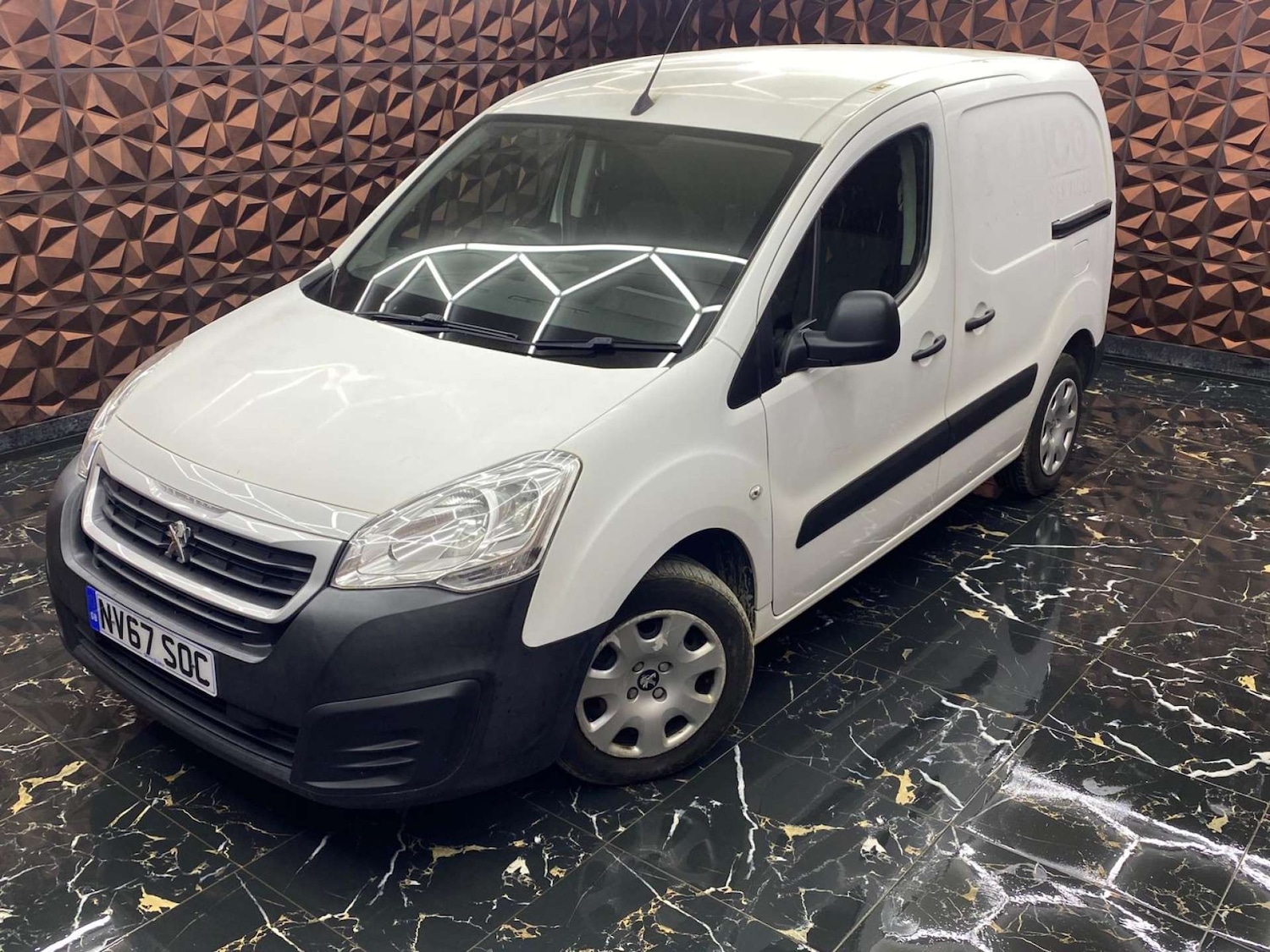 Used Peugeot Partner 2018 for sale - 78122069: Photo 3