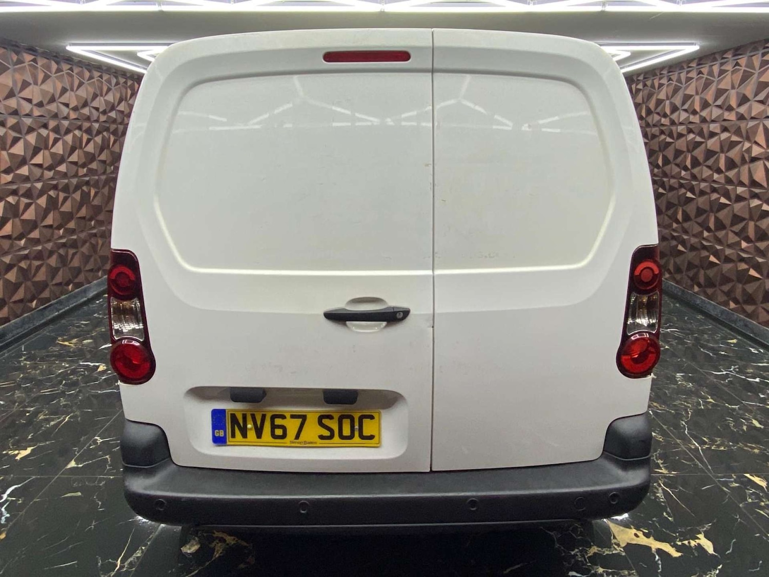 Used Peugeot Partner 2018 for sale - 78122069: Photo 6