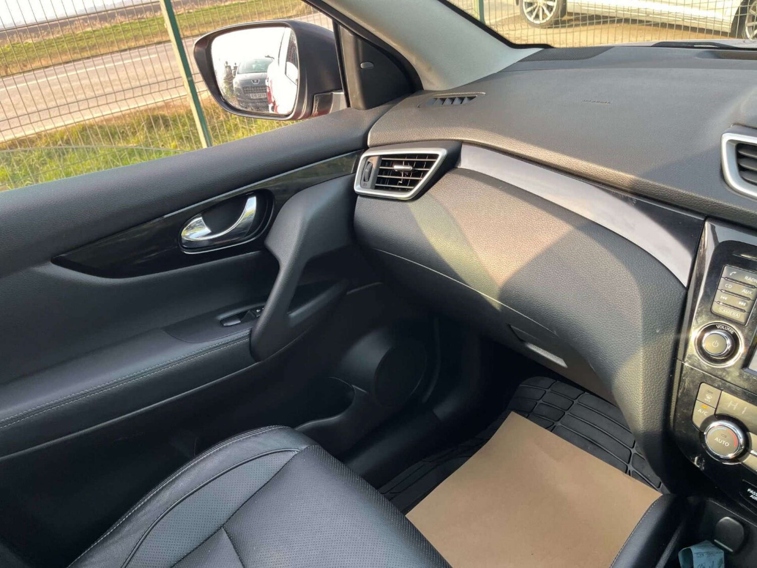 Used Nissan Qashqai 2016 for sale - 77151292: Photo 15