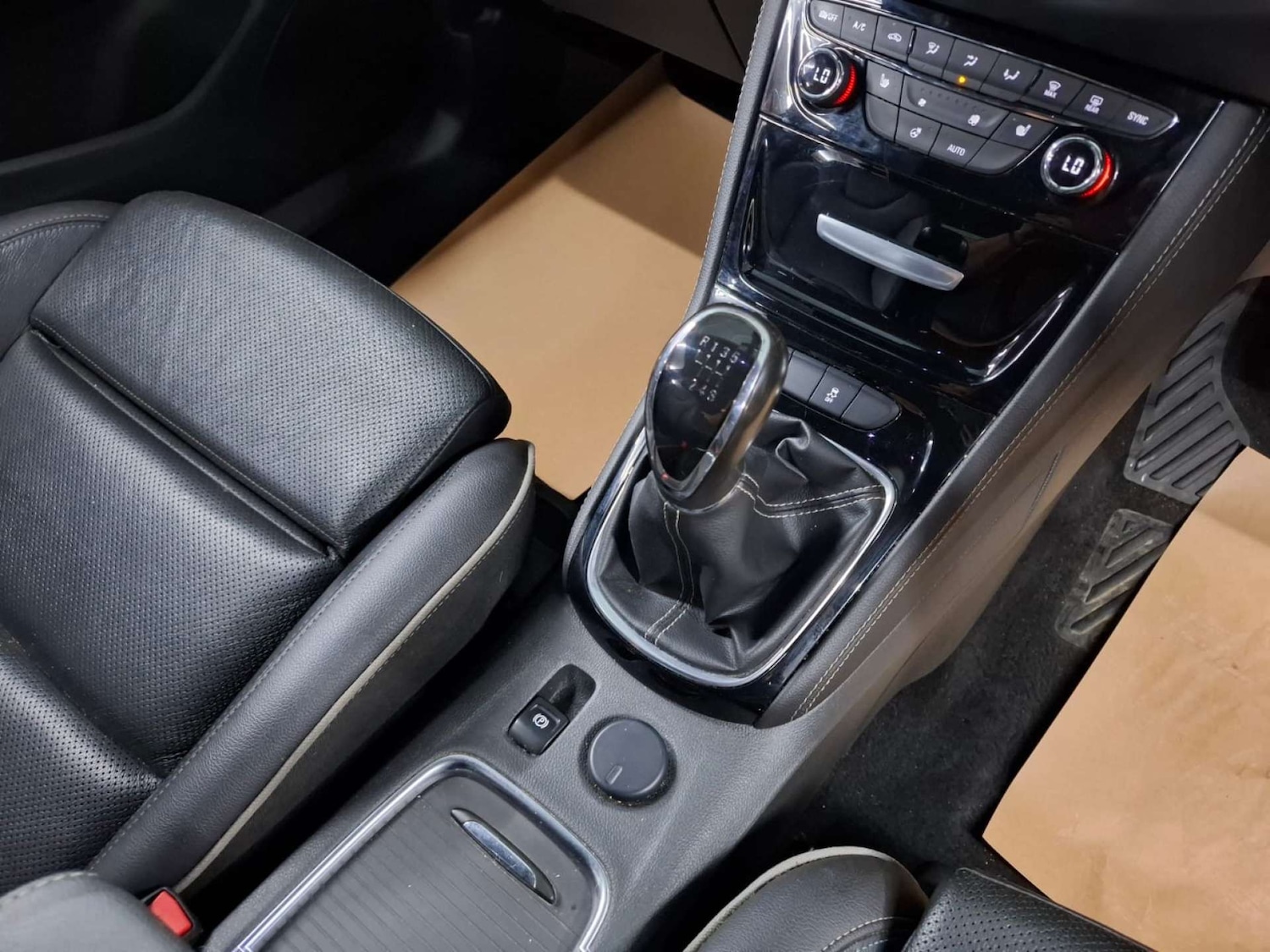 Used Vauxhall Astra 2016 for sale - 76921522: Photo 31