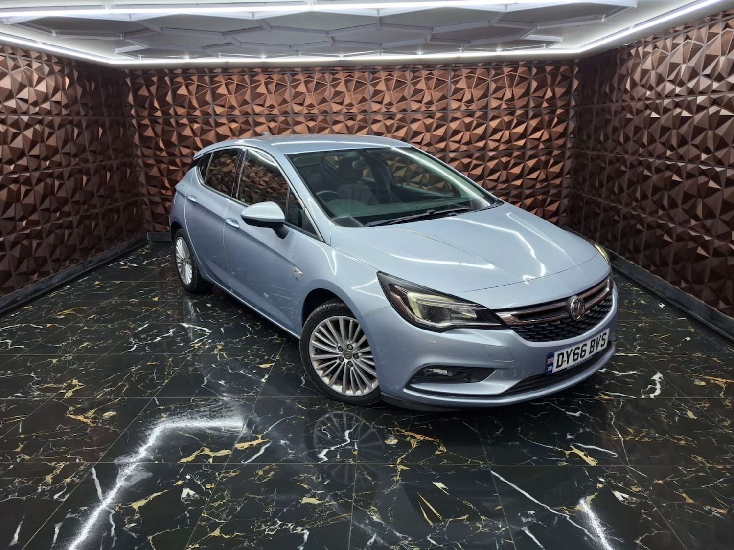 Used Vauxhall Astra 2016 for sale - 76921522: Photo 4