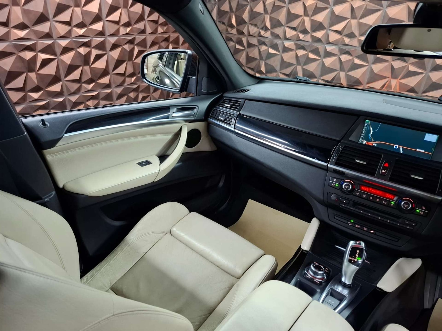 Used BMW X6 2013 for sale - 77151121: Photo 10