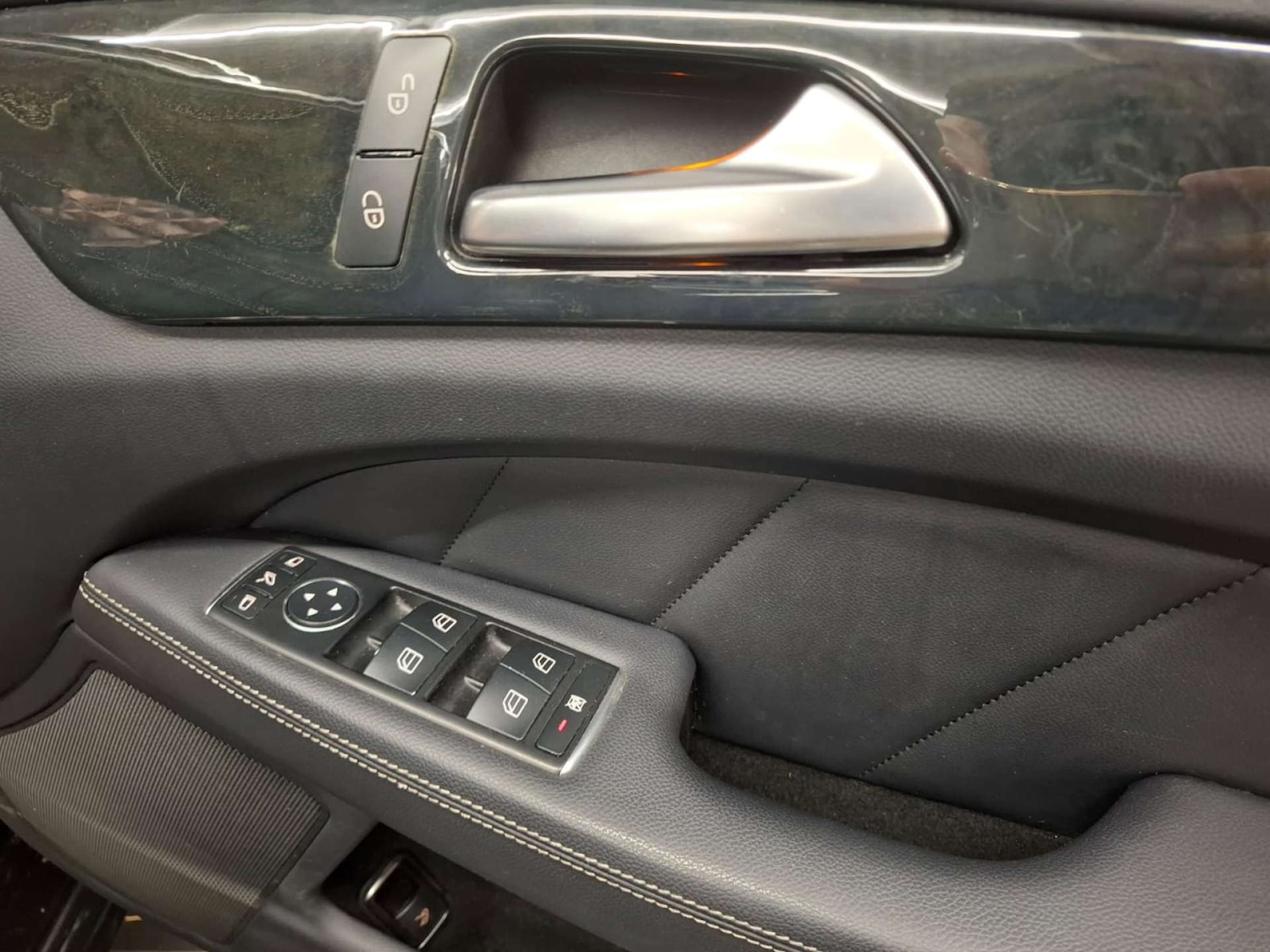 Used Mercedes-Benz CLS 2015 for sale - 77151225: Photo 21