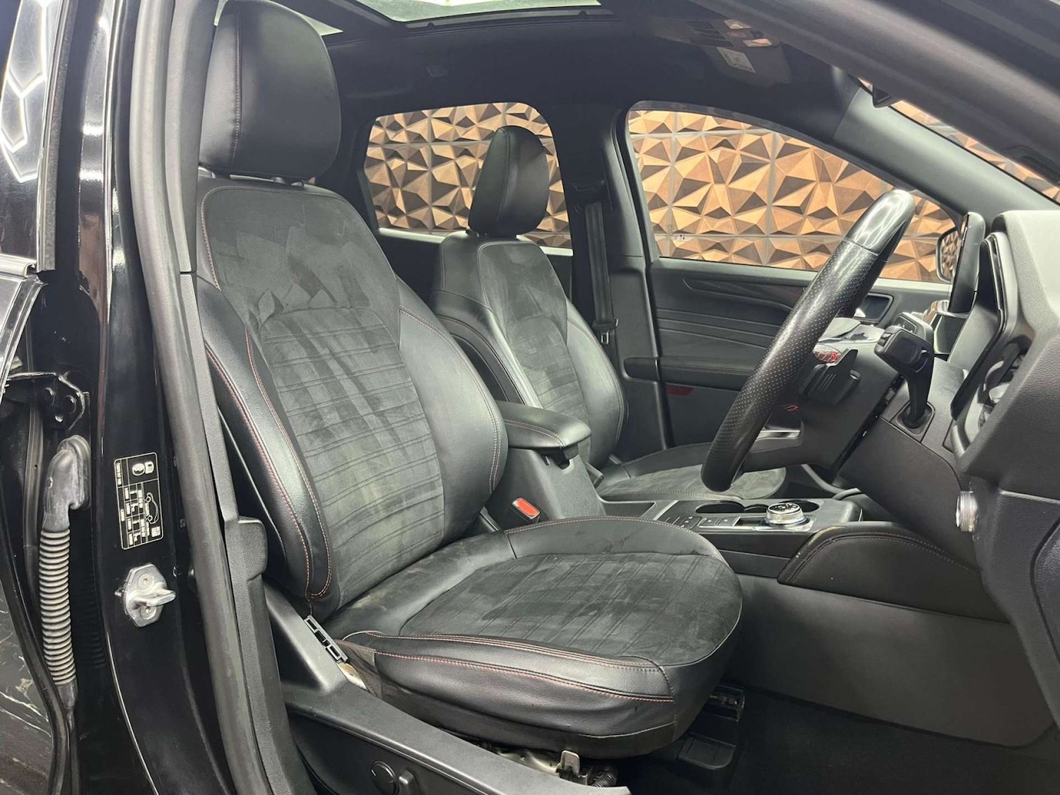 Used Ford Kuga 2022 for sale - 76921480: Photo 9