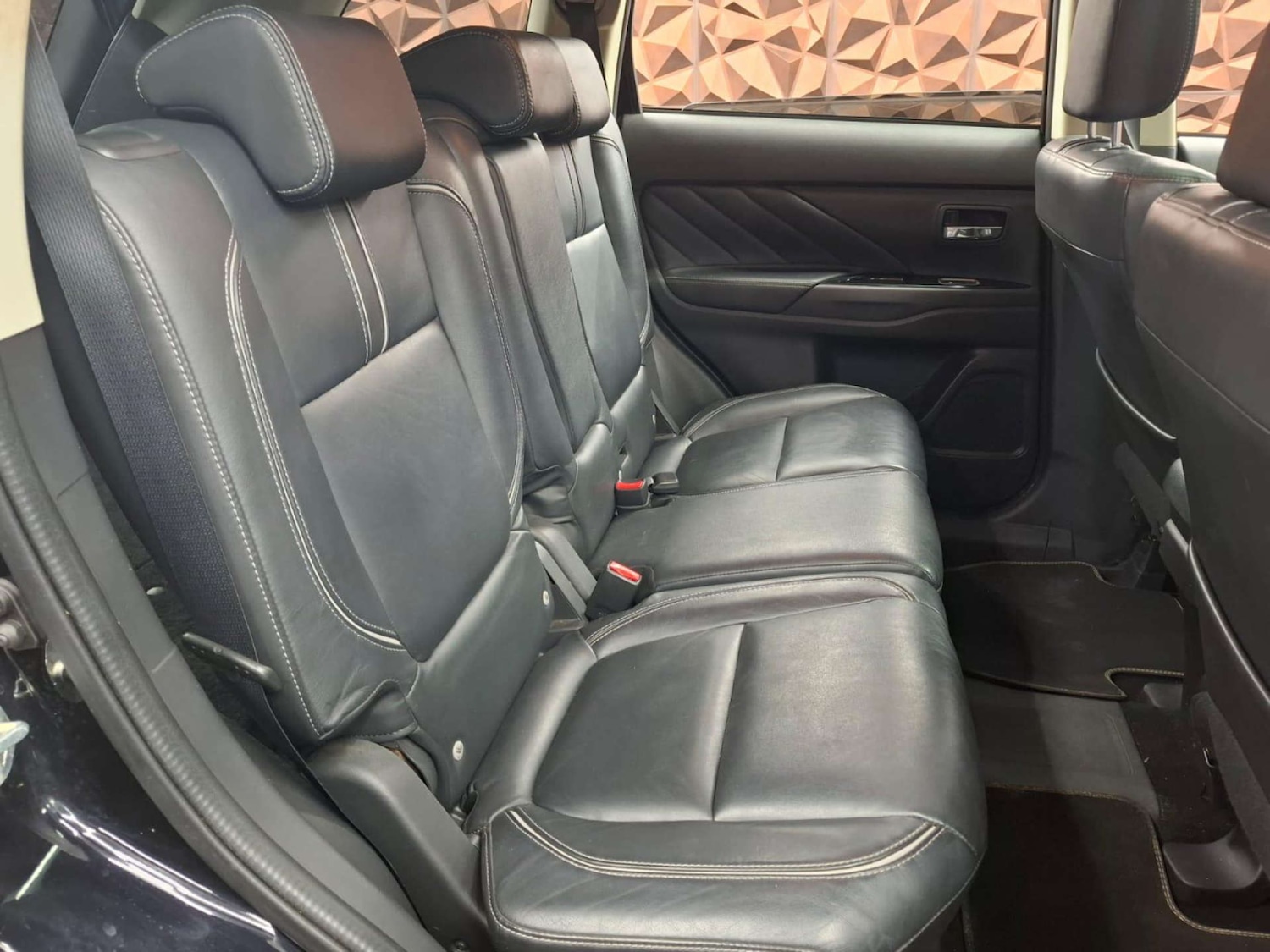 Used Mitsubishi Outlander 2017 for sale - 76921436: Photo 14