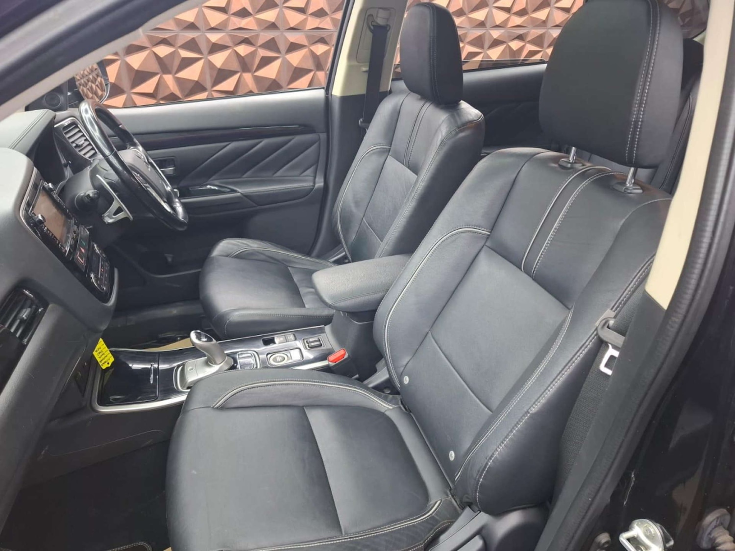 Used Mitsubishi Outlander 2017 for sale - 76921436: Photo 15