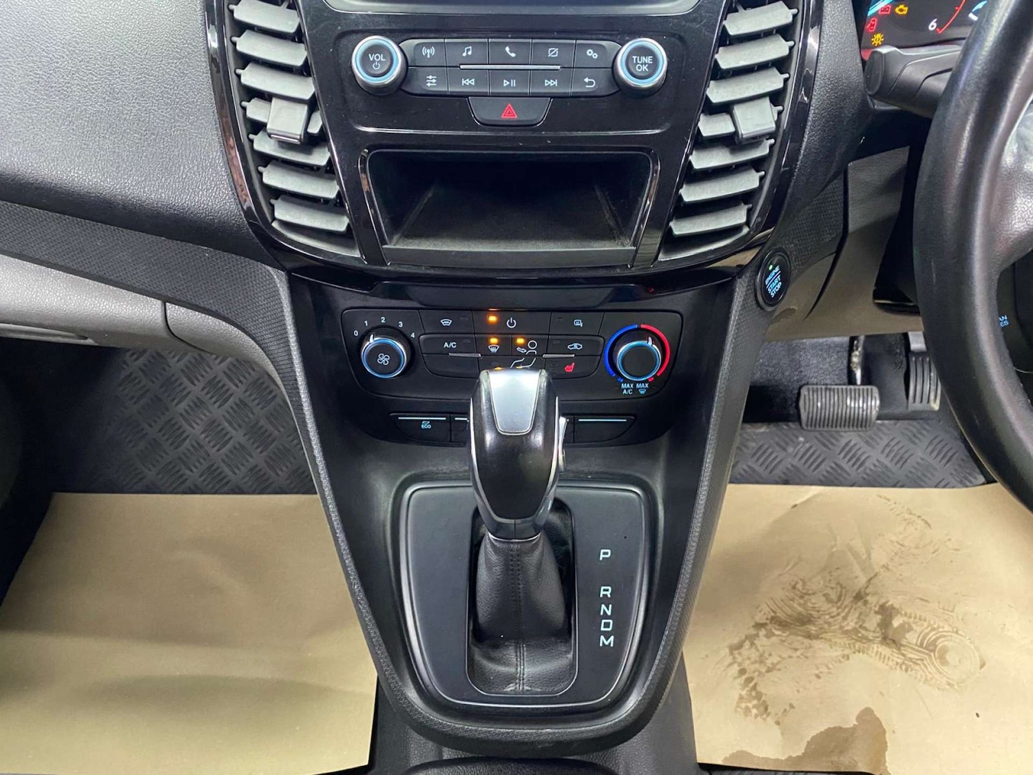 Used Ford Transit Connect 2018 for sale - 77638078: Photo 14