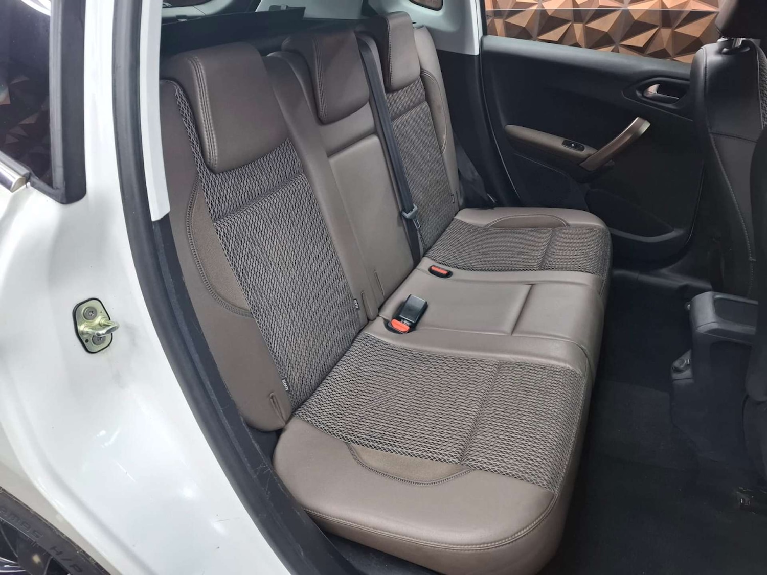 Used Peugeot 2008 2013 for sale - 77151174: Photo 10