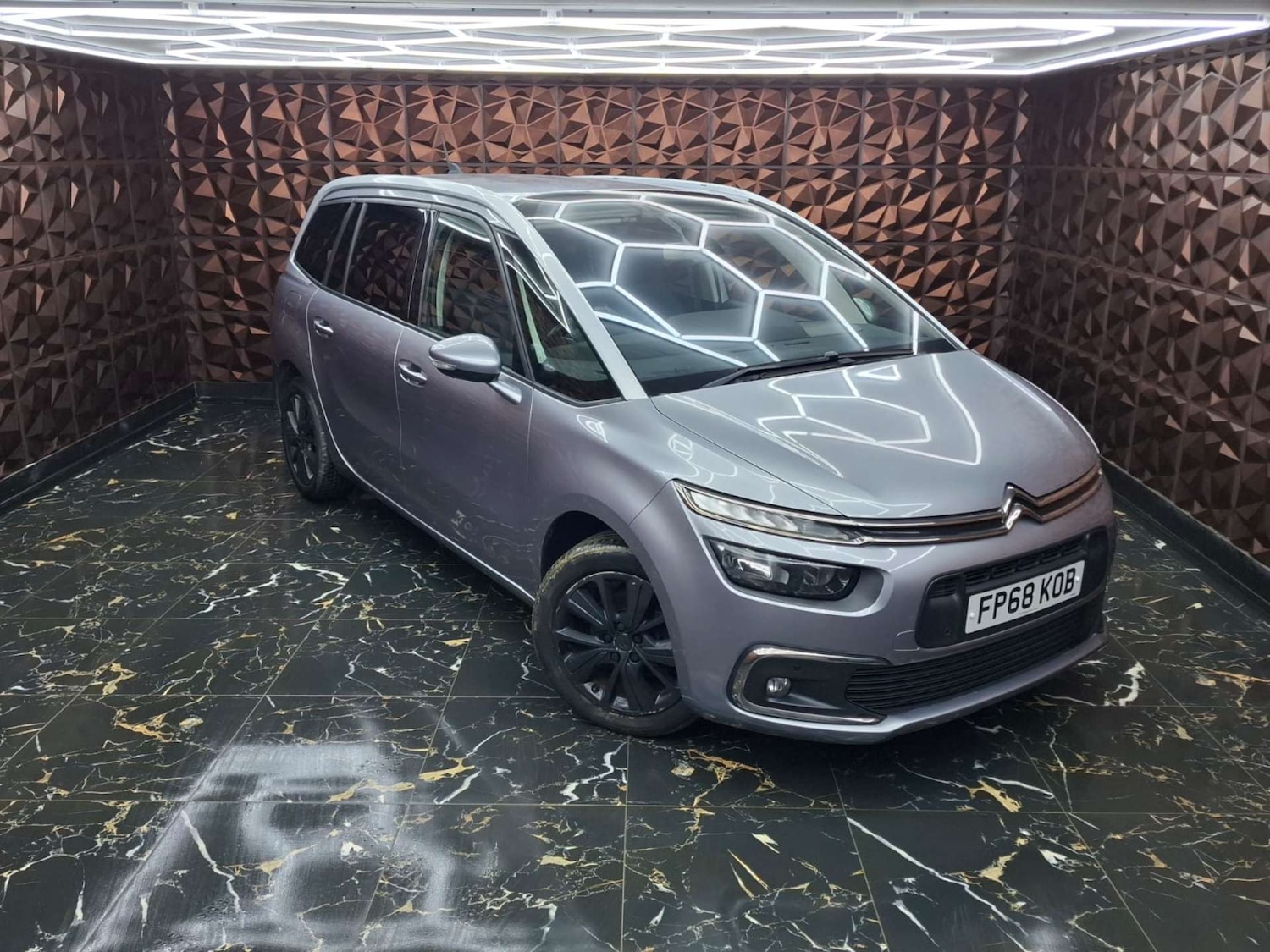 Used Citroen C4 2018 for sale - 77173422: Photo 2