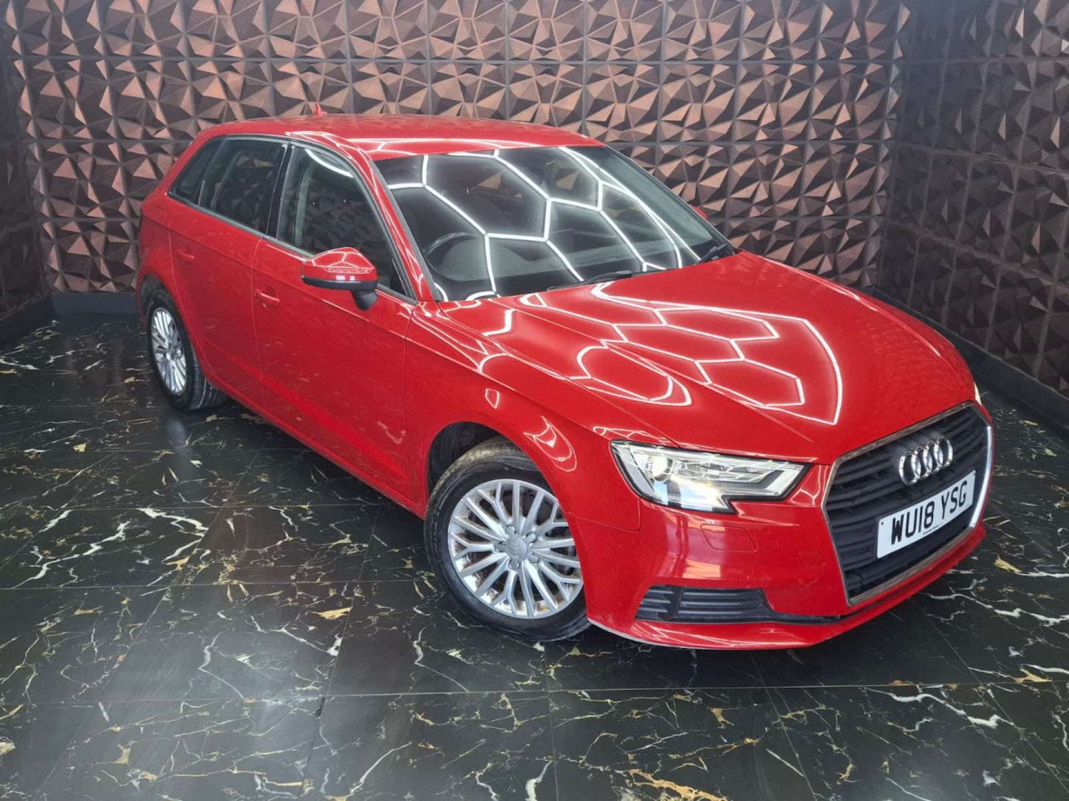 Used Audi A3 2018 for sale - 77151258: Photo 3