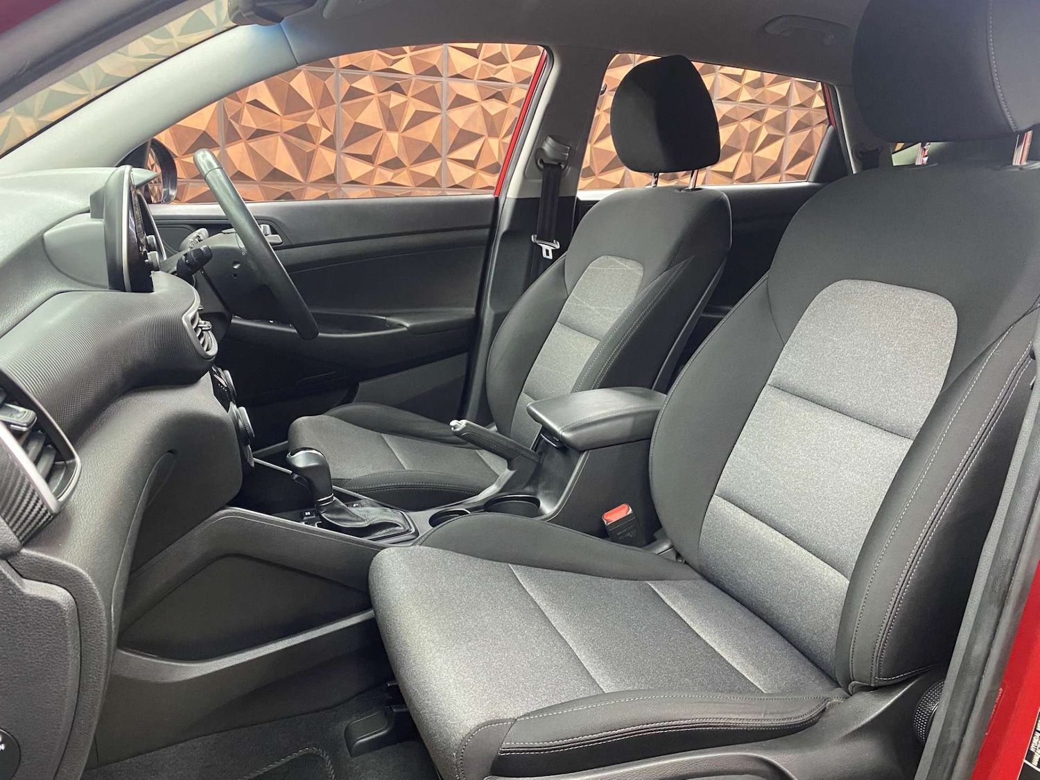 Used Hyundai TUCSON 2019 for sale - 77655647: Photo 13