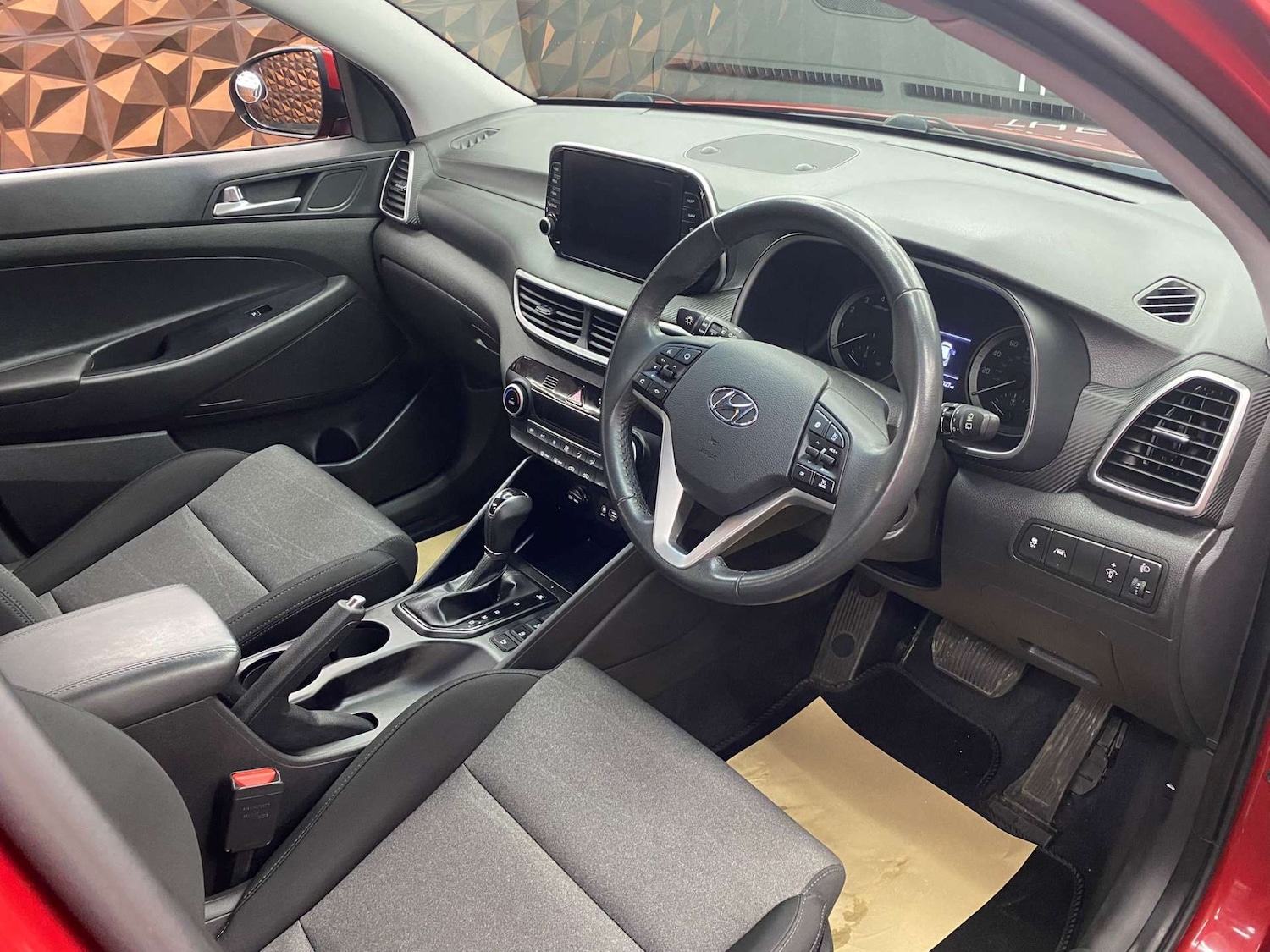 Used Hyundai TUCSON 2019 for sale - 77655647: Photo 16