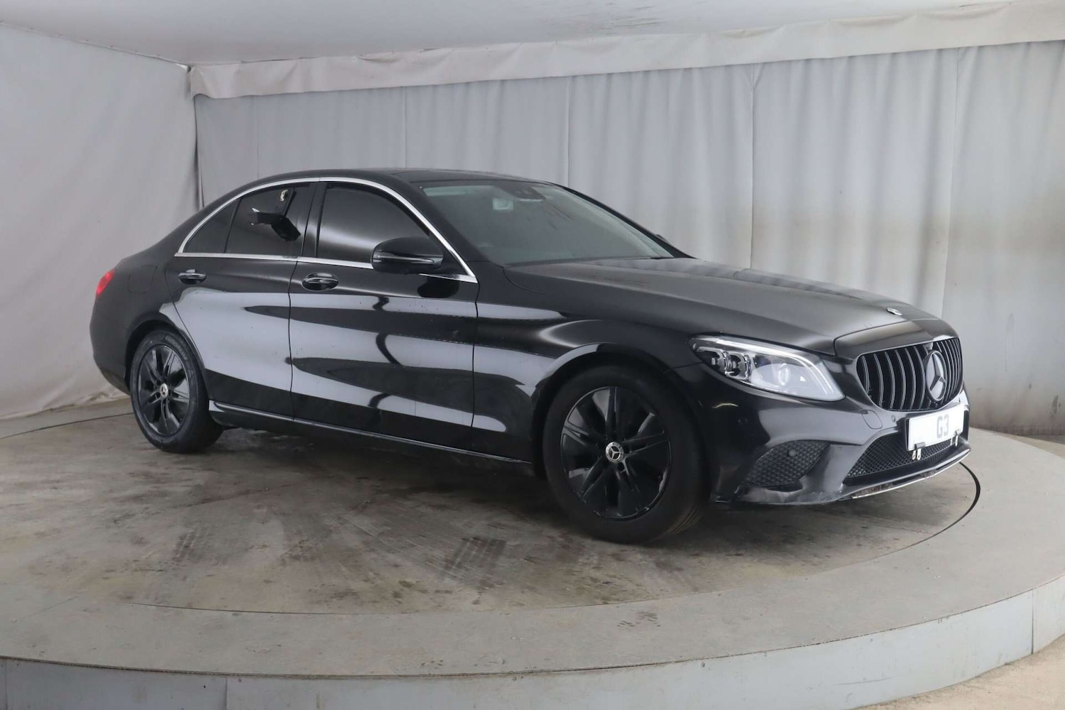 Used Mercedes-Benz C Class 2019 for sale - 77721671: Photo 1