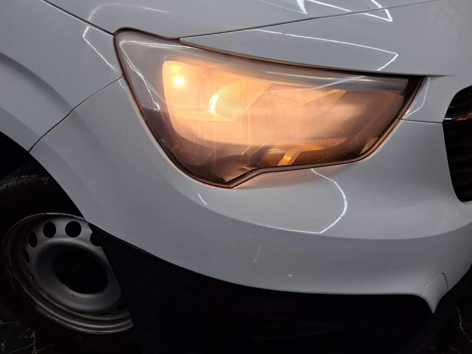 Used Vauxhall Combo 2019 for sale - 76921435: Photo 2