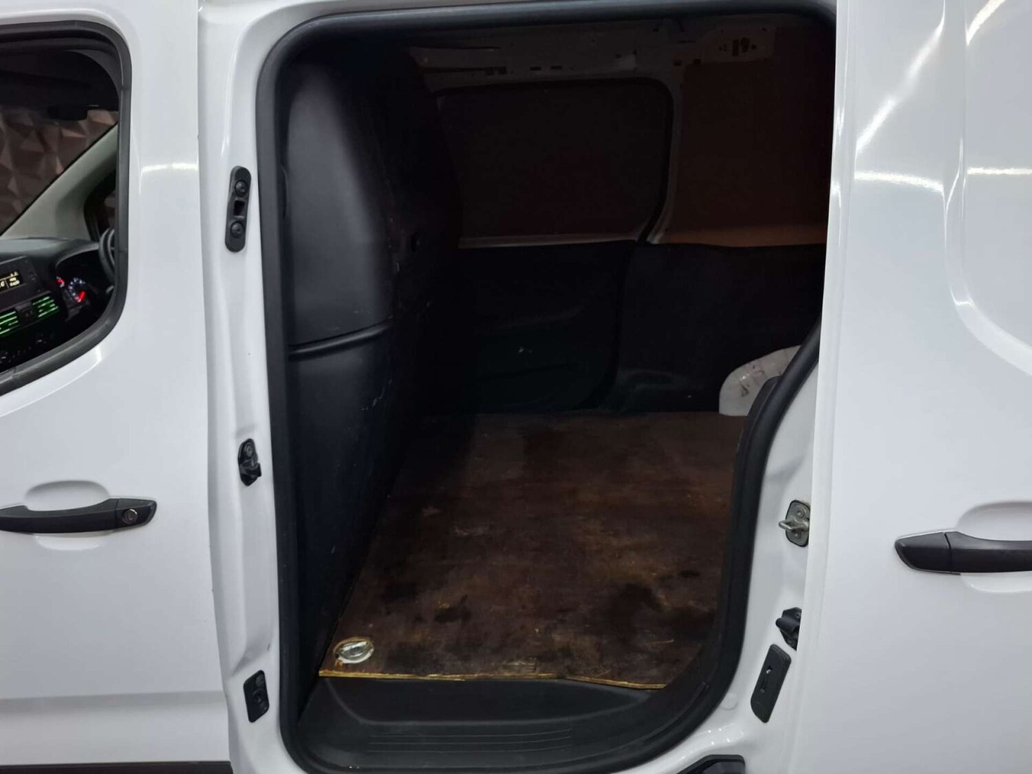 Used Vauxhall Combo 2019 for sale - 76921435: Photo 24