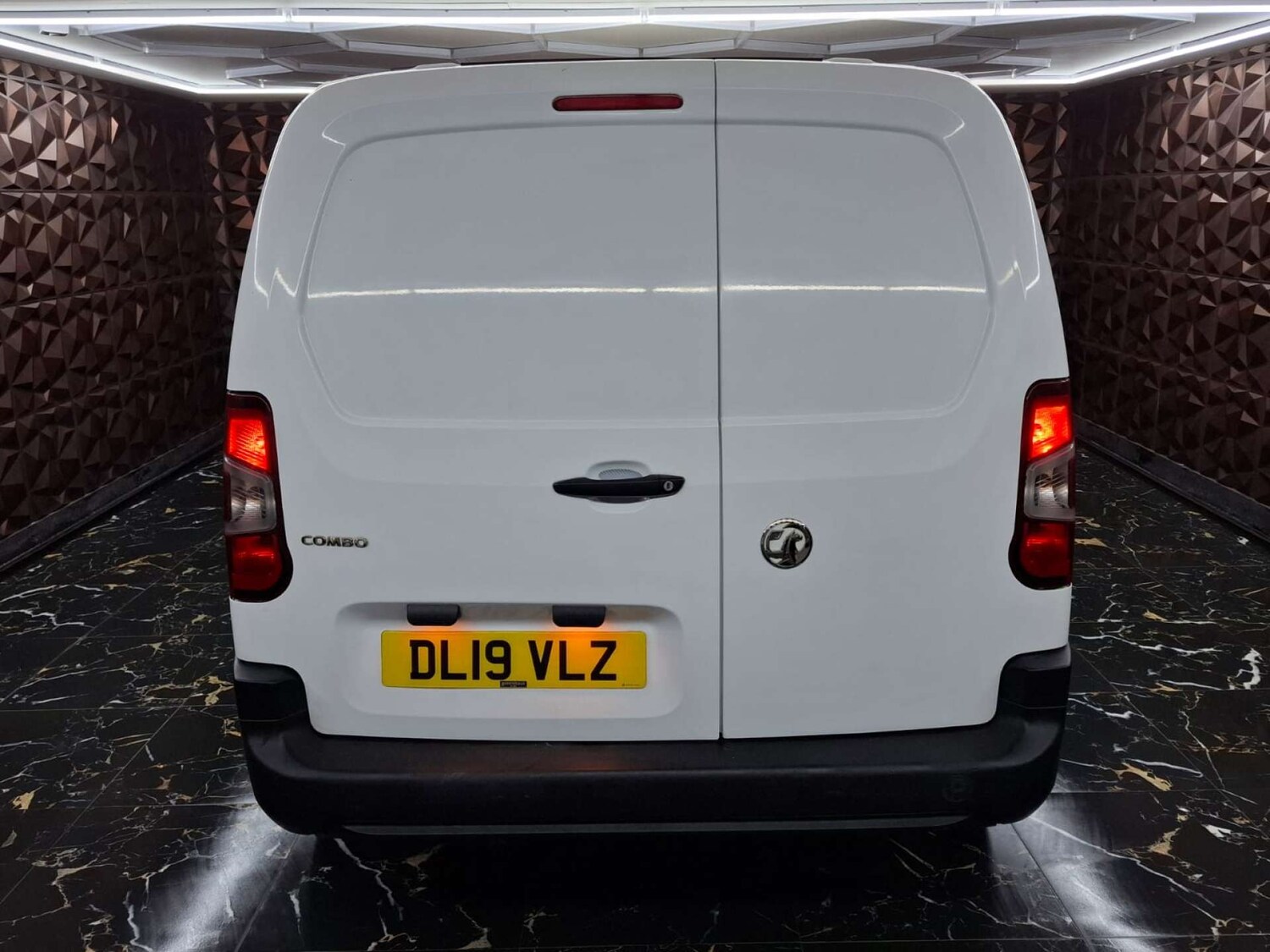 Used Vauxhall Combo 2019 for sale - 76921435: Photo 9