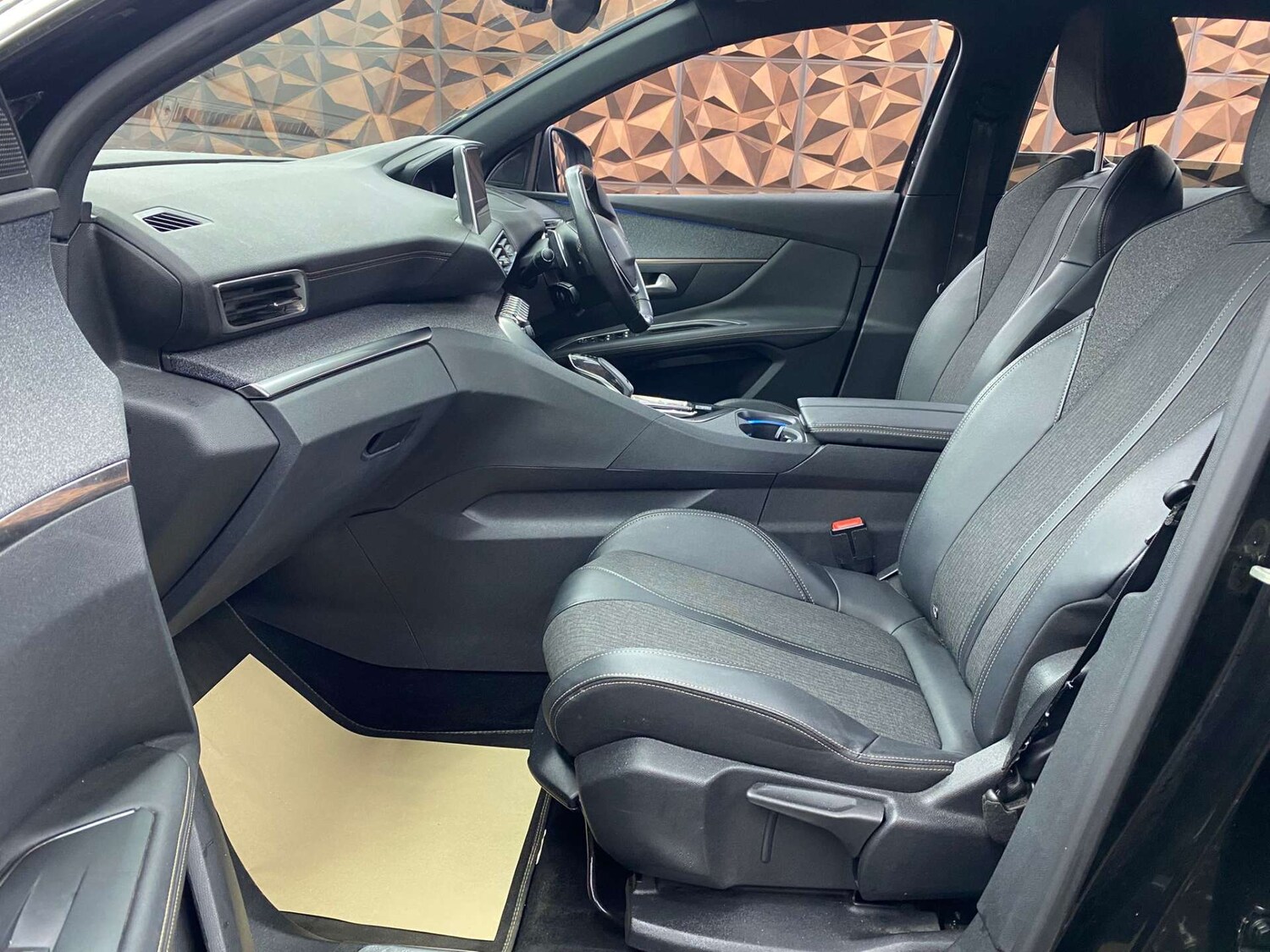 Used Peugeot 3008 2019 for sale - 77640546: Photo 12