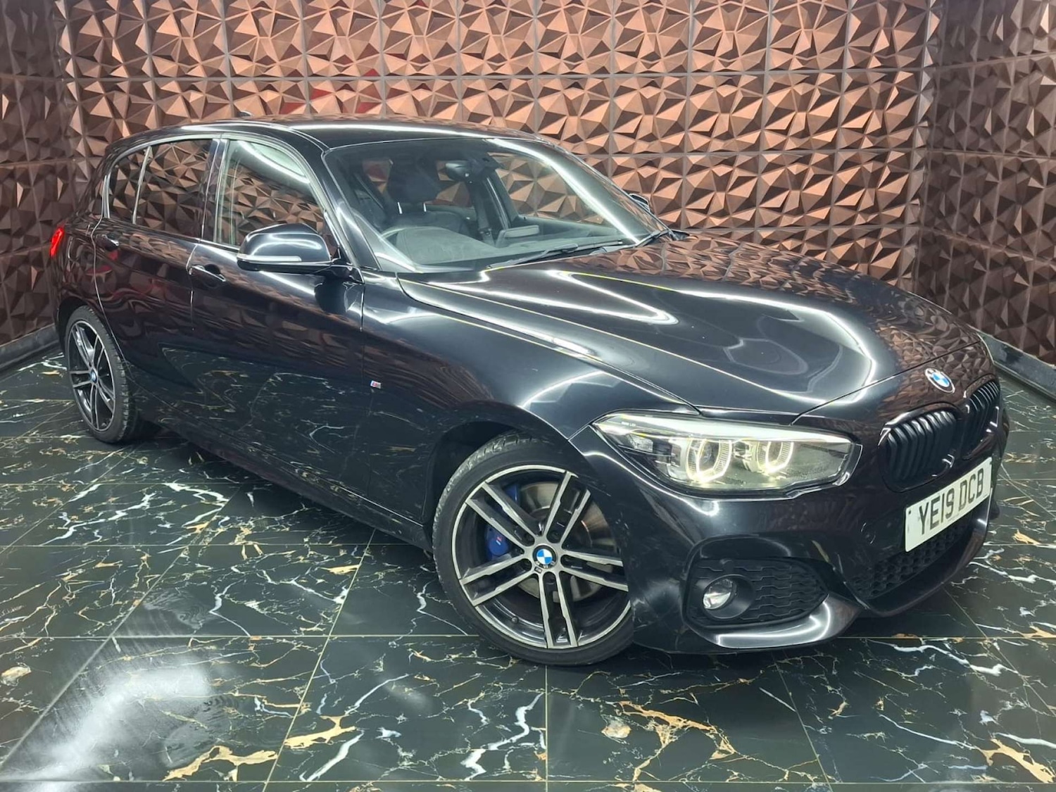 Used BMW 1 Series 2019 for sale - 77151338: Photo 2