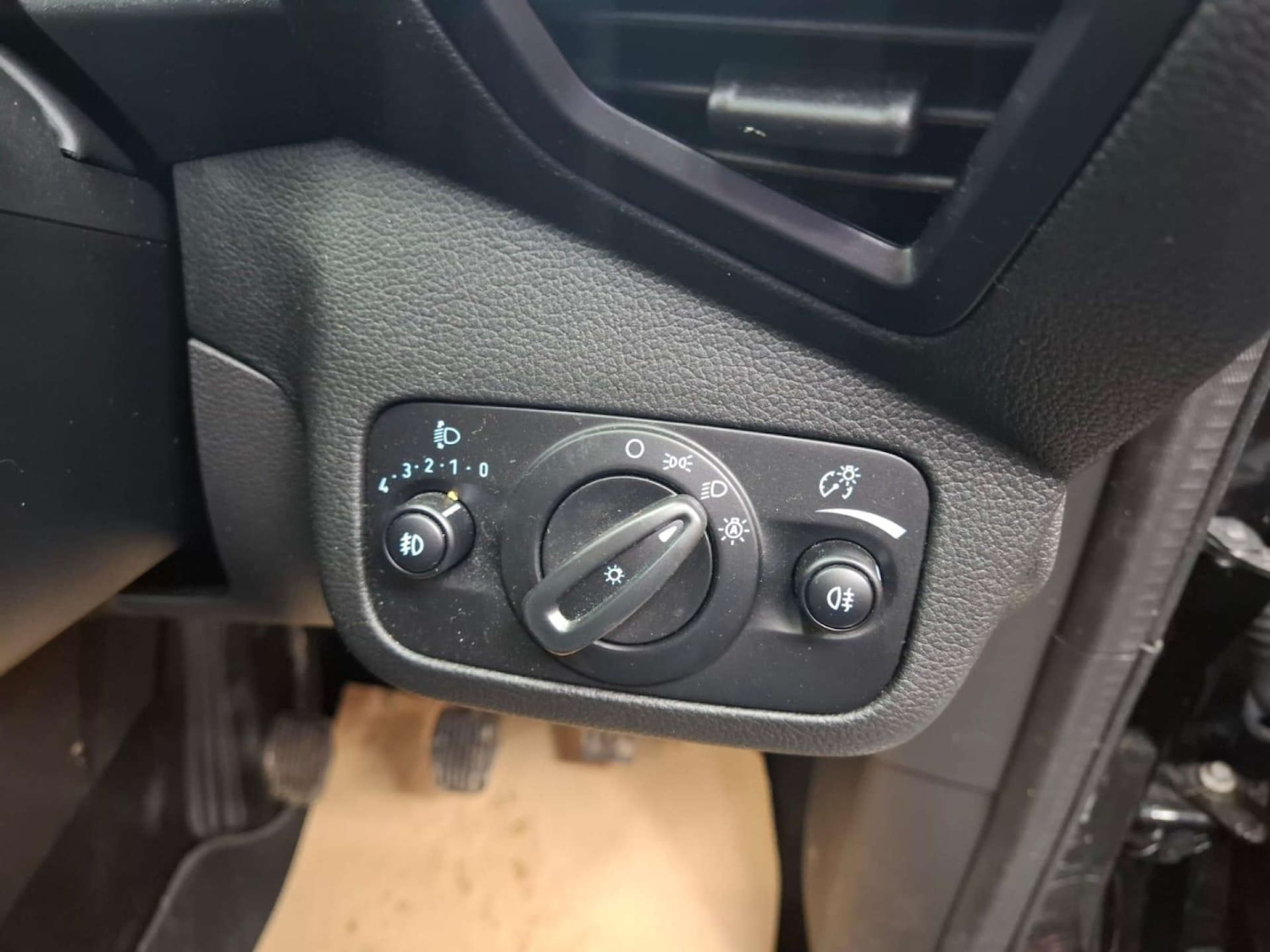 Used Ford Kuga 2017 for sale - 77151293: Photo 29