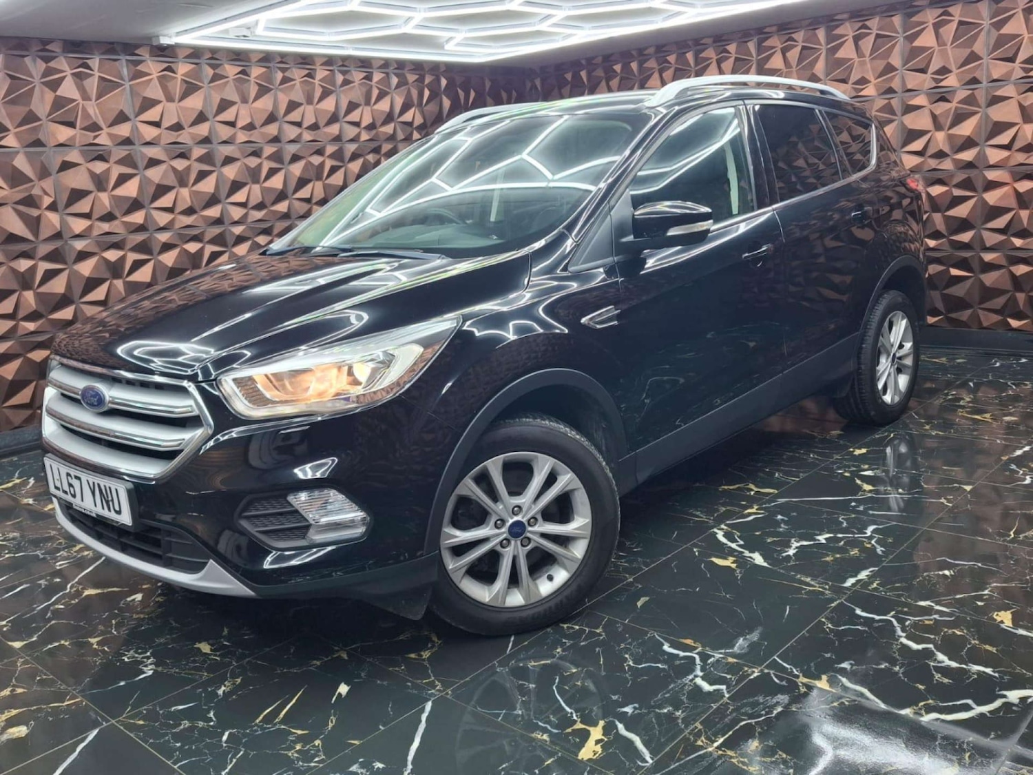 Used Ford Kuga 2017 for sale - 77151293: Photo 6