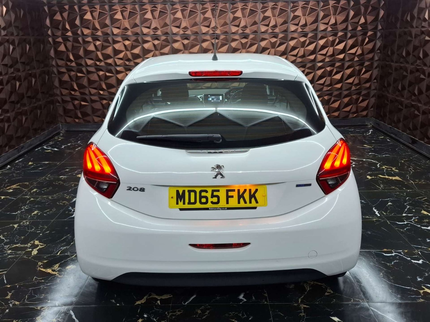 Used Peugeot 208 2015 for sale - 77151171: Photo 27