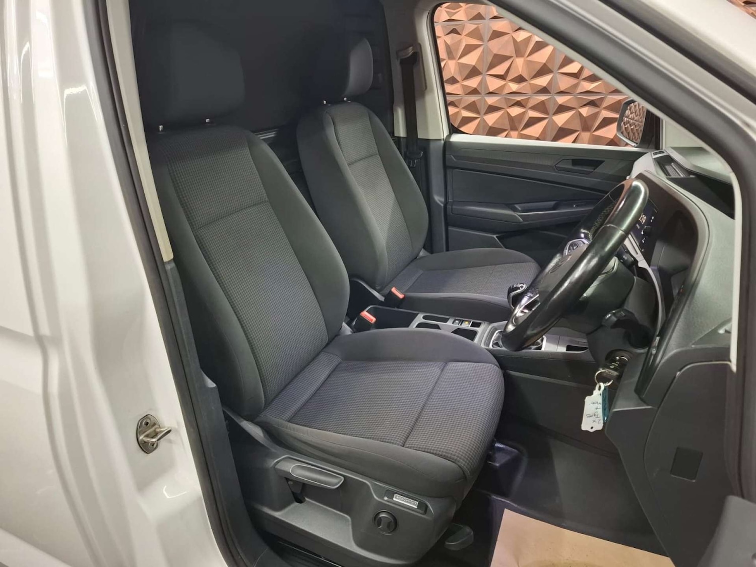 Used Volkswagen Caddy 2021 for sale - 76921448: Photo 27