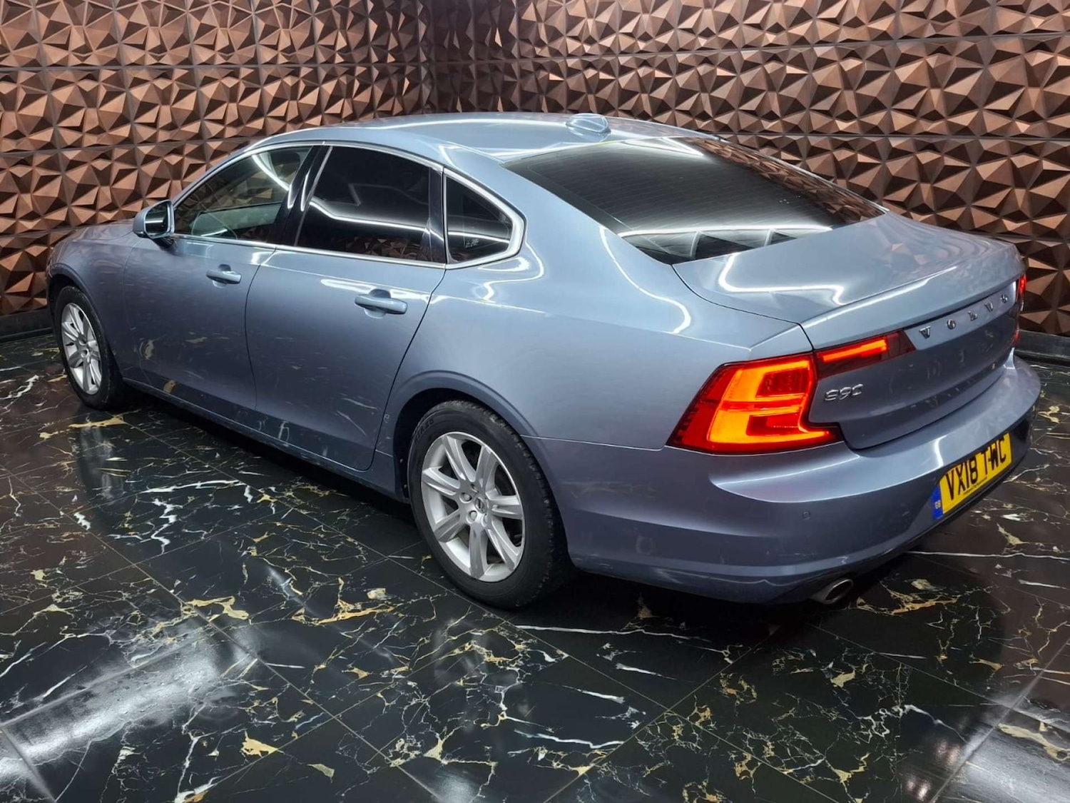 Used Volvo S90 2018 for sale - 77151320: Photo 12
