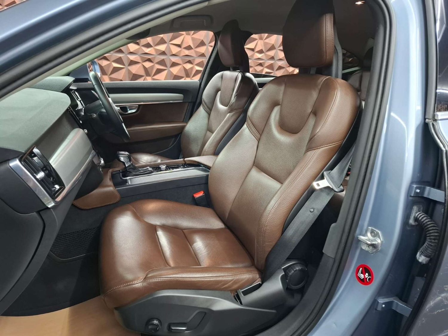 Used Volvo S90 2018 for sale - 77151320: Photo 15