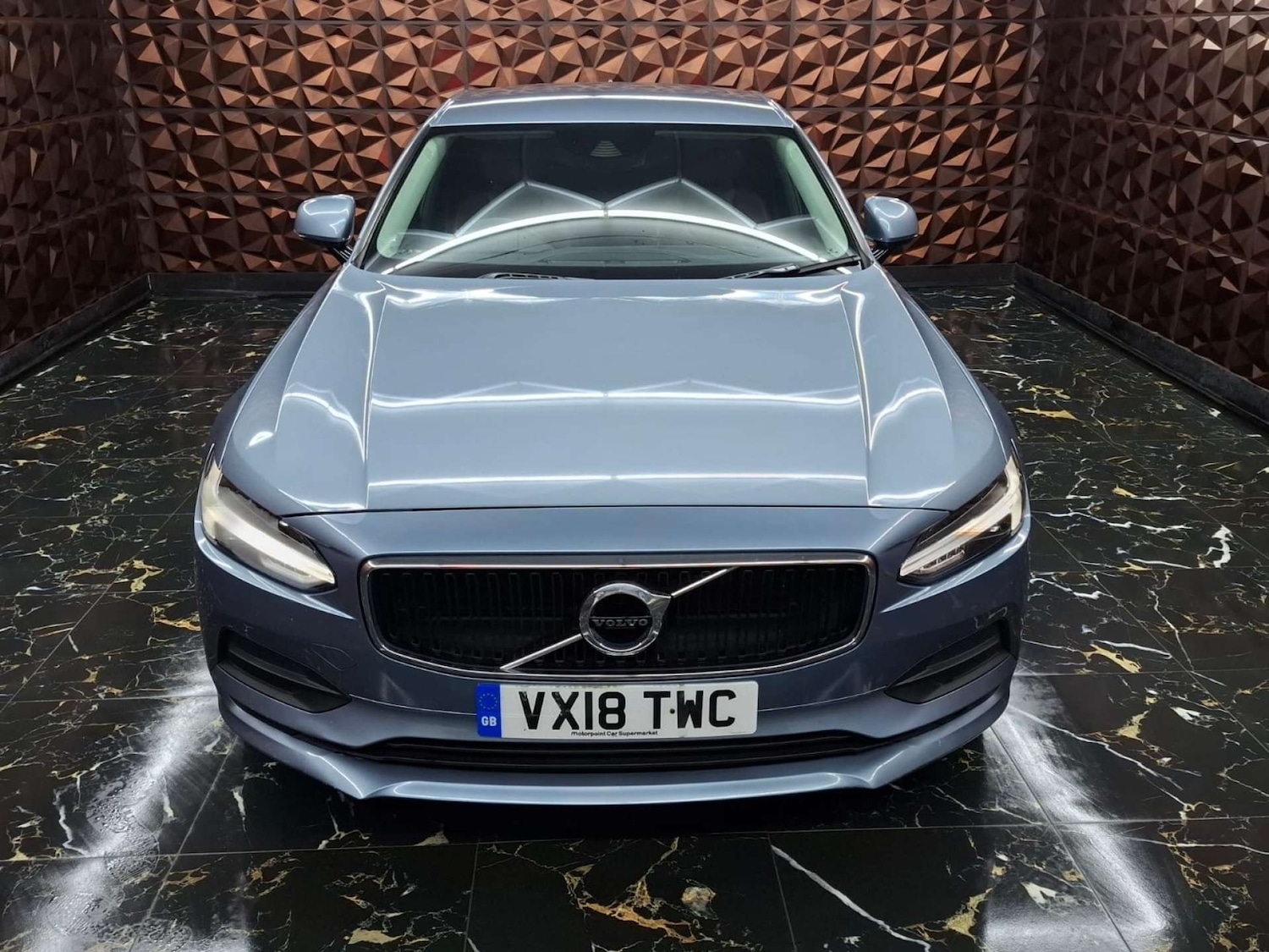 Used Volvo S90 2018 for sale - 77151320: Photo 4