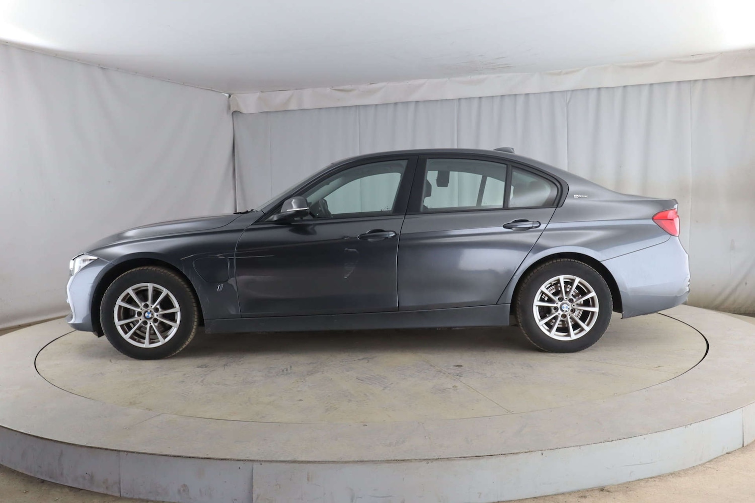 Used BMW 3 Series 2017 for sale - 77809773: Photo 5