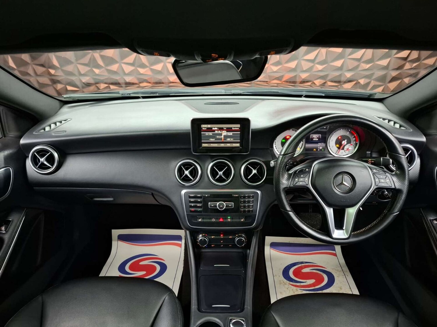 Used Mercedes-Benz A-Class 2015 for sale - 77151289: Photo 19