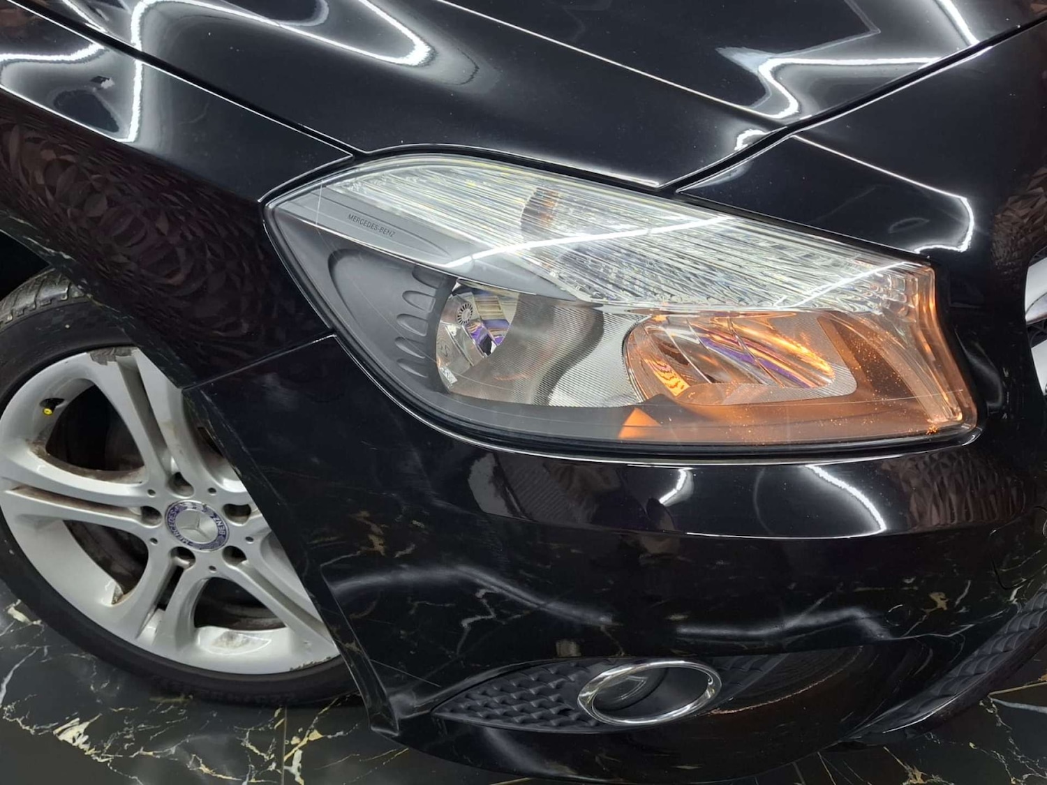 Used Mercedes-Benz A-Class 2015 for sale - 77151289: Photo 5